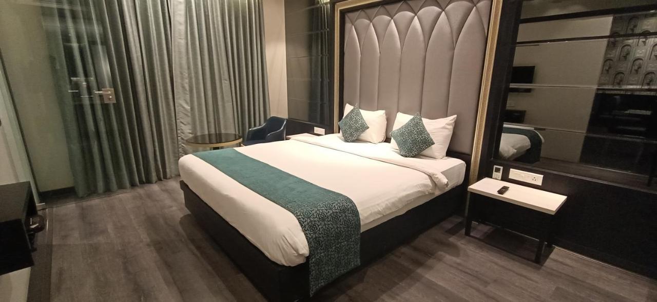 Gopalas Residency Kalyan-Bhiwandi Екстериор снимка